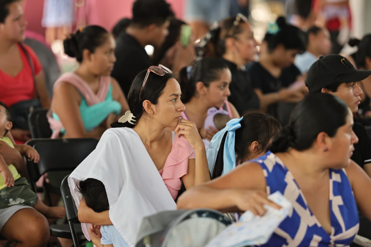 Celebran la semana de la lactancia materna en Cancún