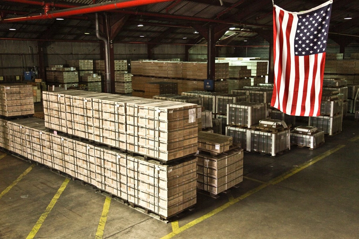 Cárteles mexicanos usan munición de contrabando fabricada en una planta del Pentágono, afirma el NYT