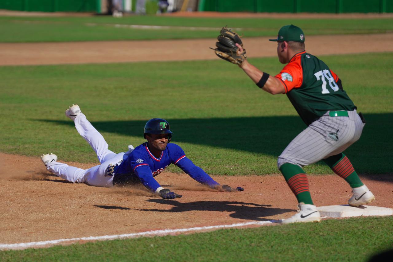 Se luce Jared Wetherbee en un revés de los Leones ante Tabasco