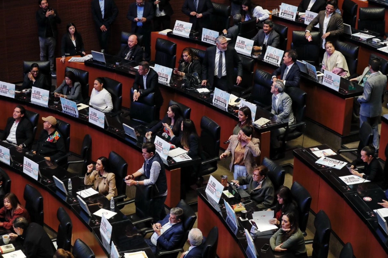 Senado aprueba en lo general la Ley de Aguas; sigue discusión en lo particular