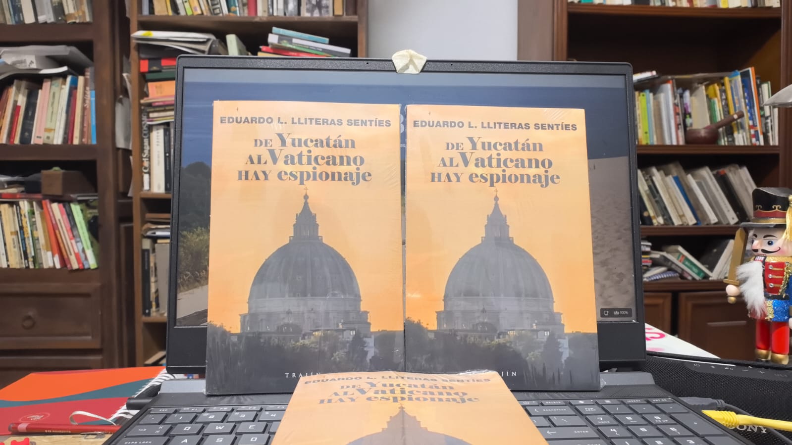 Eduardo Lliteras presenta en Mérida ‘De Yucatán al Vaticano hay espionaje’