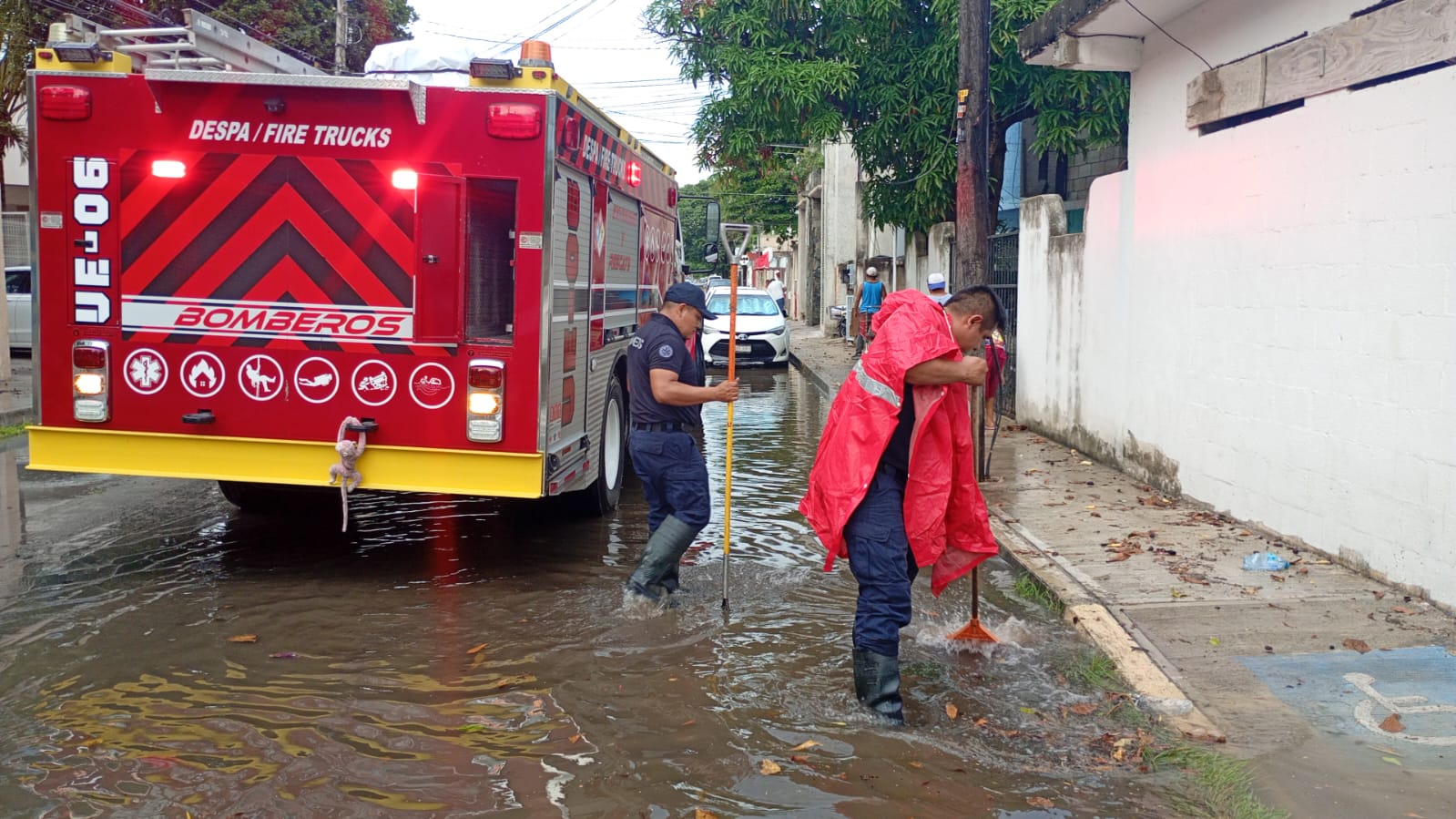 Activan el Operativo Tormenta en Playa del Carmen ante las recientes lluvias