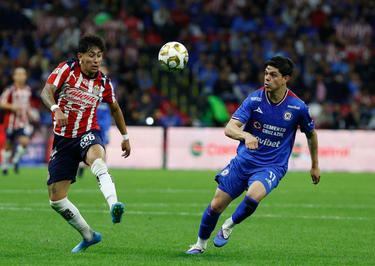 Cruz Azul y Chivas dejan abierta semifinal en despedida del Banorte previo al mundial