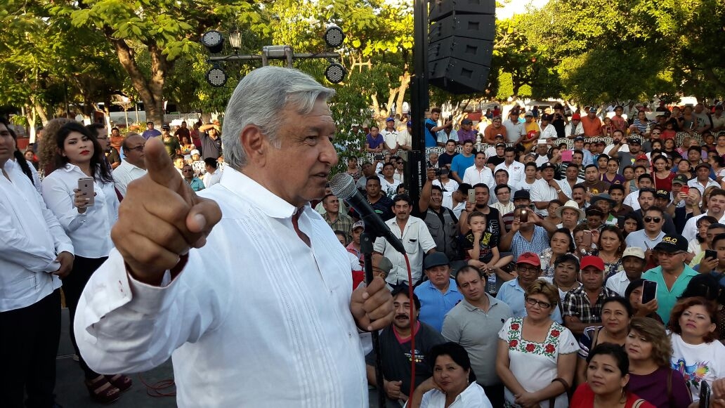 AMLO llama a yucatecos a luchar contra compra de votos