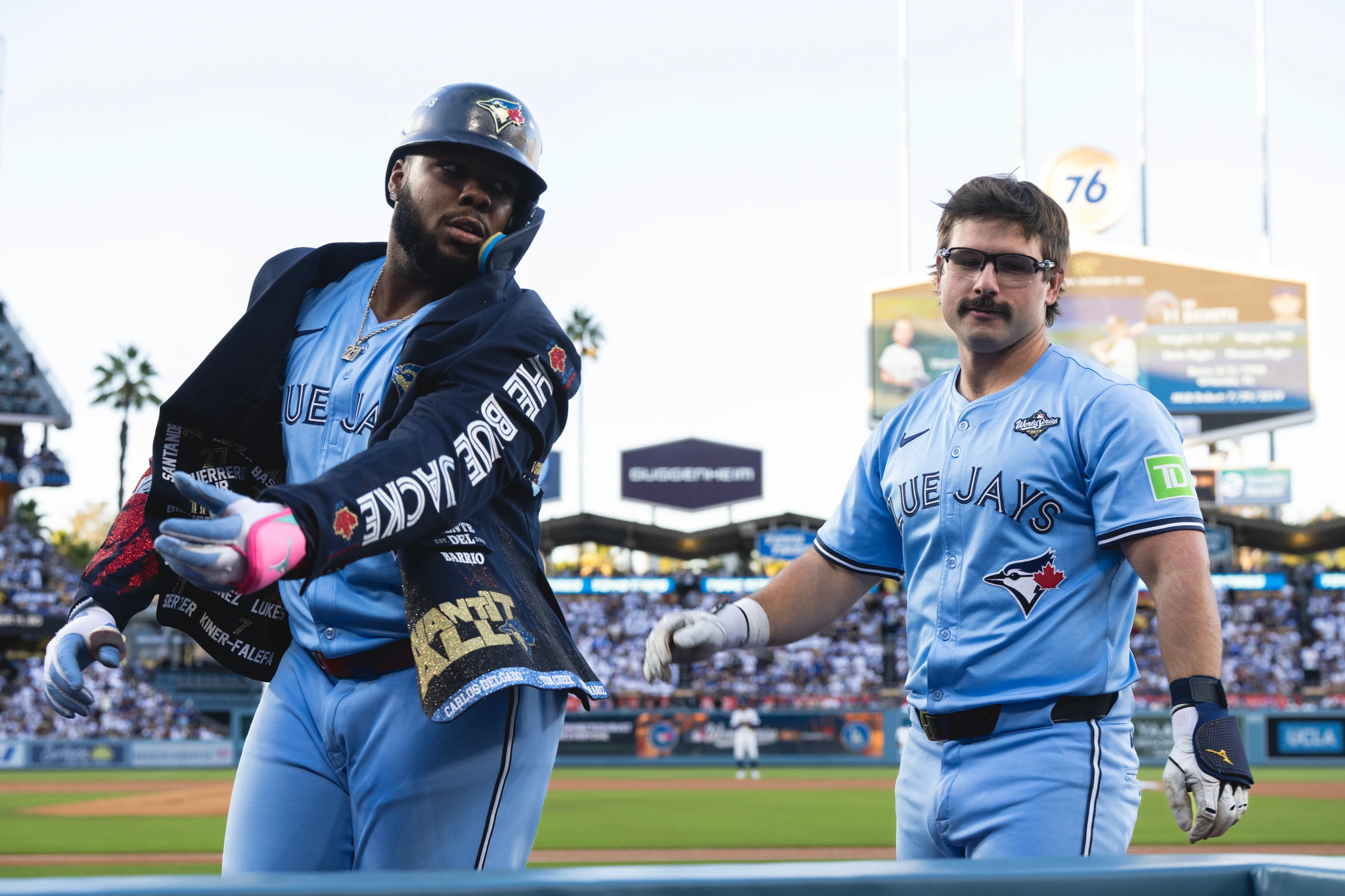Los Azulejos, a un paso de ganar la Serie Mundial; triunfan 6-1