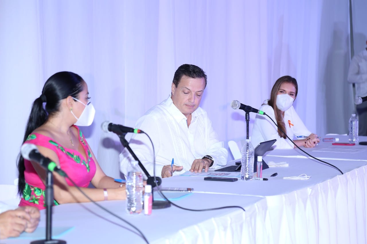 La Jornada Maya Quintana Roo La Jornada Maya Encabeza Luis Alegre Mesa De Soluciones De