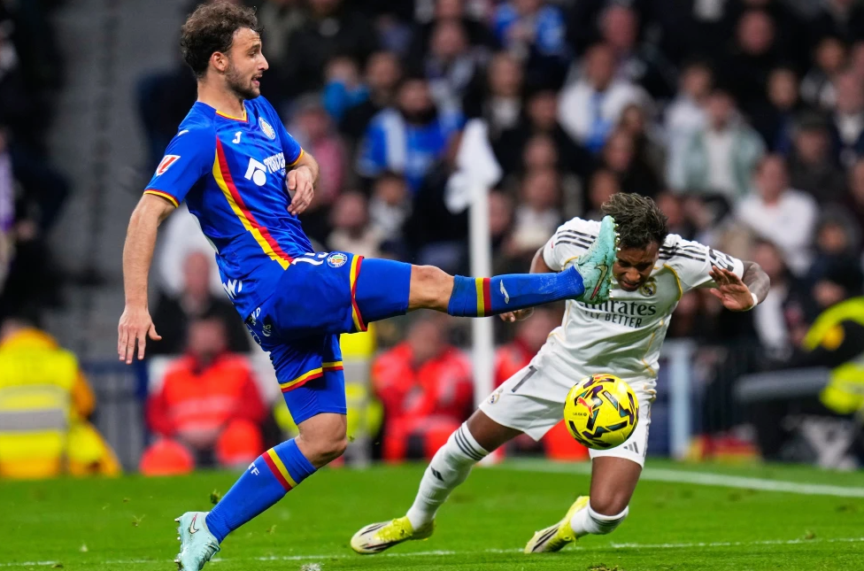 Real Madrid pierde su segundo partido seguido, frente a Getafe; está a cuatro puntos del líder Barcelona