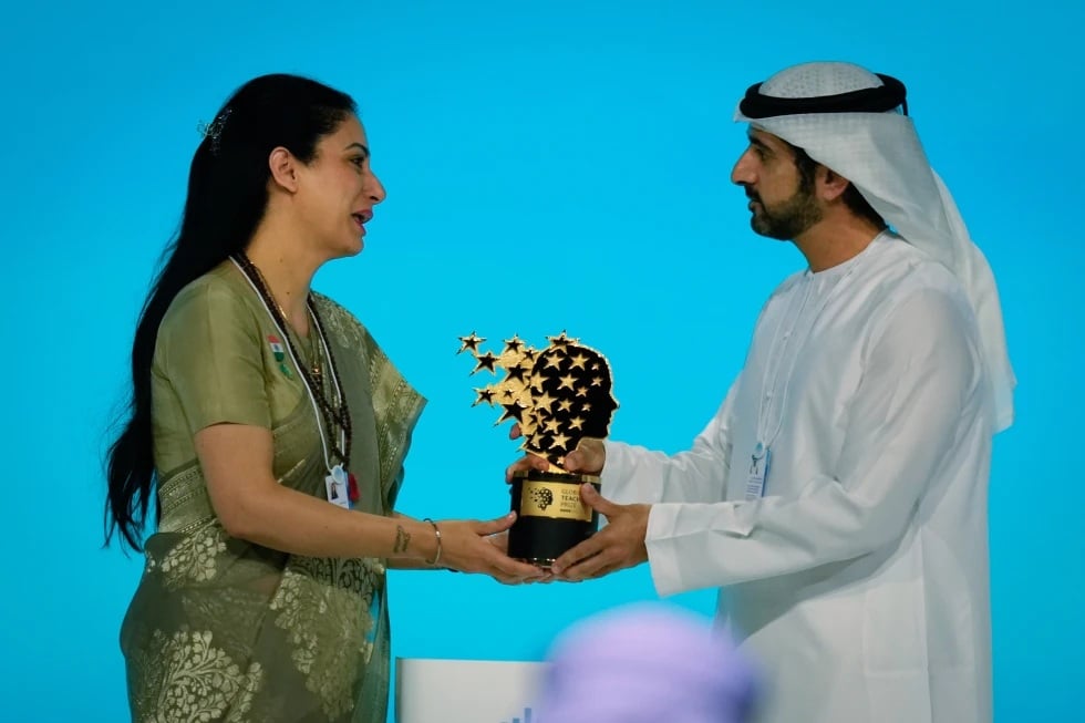 Maestra india que creó cientos de centros educativos gana el Premio Global a la Enseñanza
