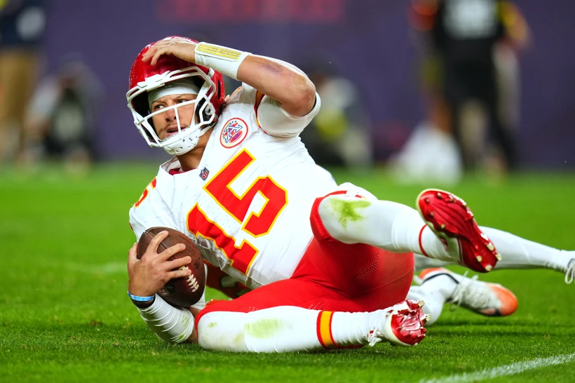 Mahomes y los Jefes reciben a los indomables Potros
