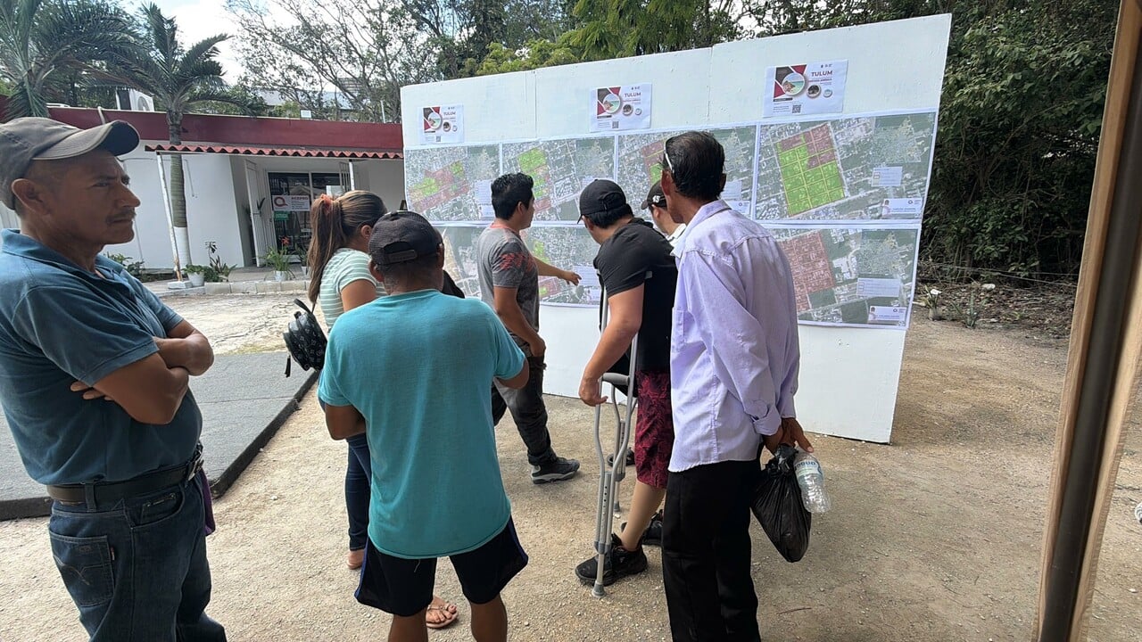 Colonos de Tulum califican de complejos los trámites para la regularización de sus predios