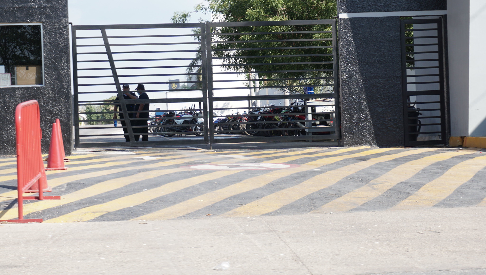 Cierre de maquiladoras es síntoma de inestabilidad económica en Campeche: CCE
