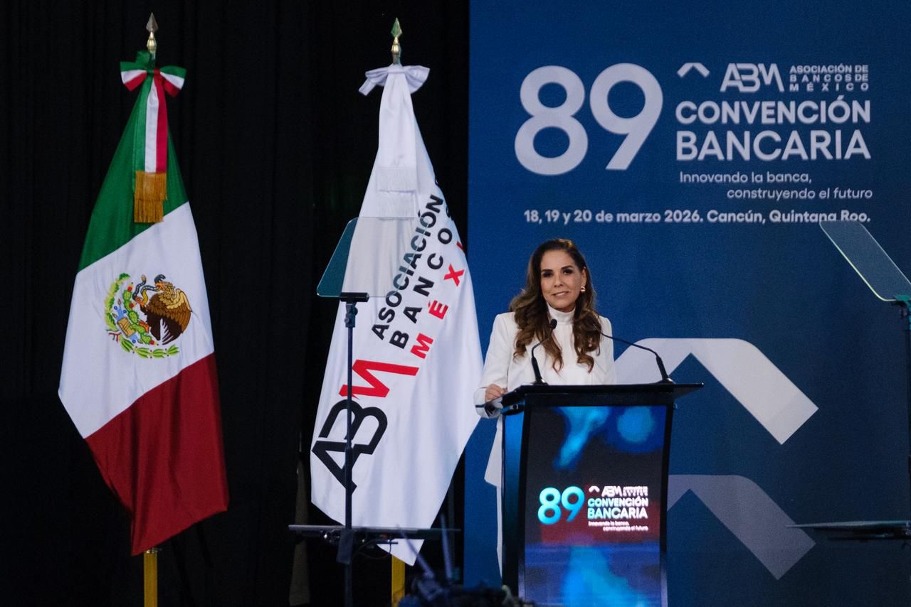 Mara Lezama presenta en la convención bancaria el proyecto Distrito Financiero y Tecnológico de Cancún