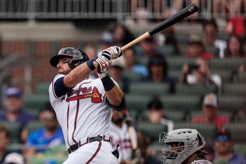 Harper batea jonrón ante Skenes y los Filis superan 6-0 a los Piratas