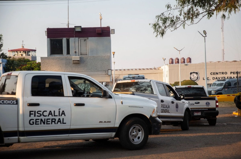 FGE de Michoacán detiene a tres presuntos cómplices del autor intelectual del asesinato de Carlos Manzo