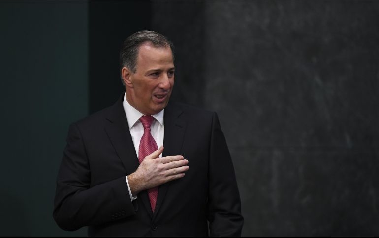 Nuevo titular de SHCP debe mantener economía del país