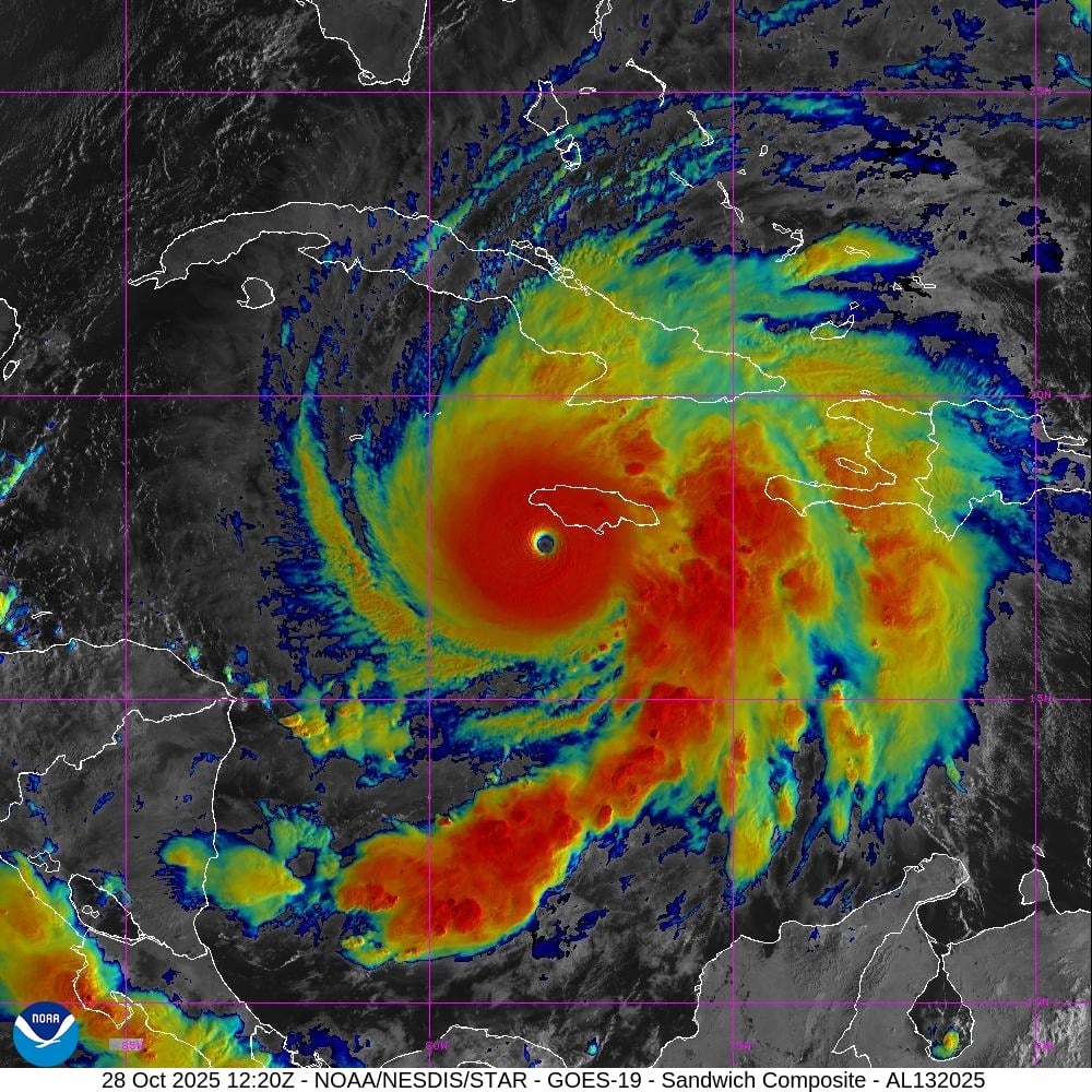 El huracán 'Melissa', de categoría 5, azota Jamaica con vientos y lluvias devastadores