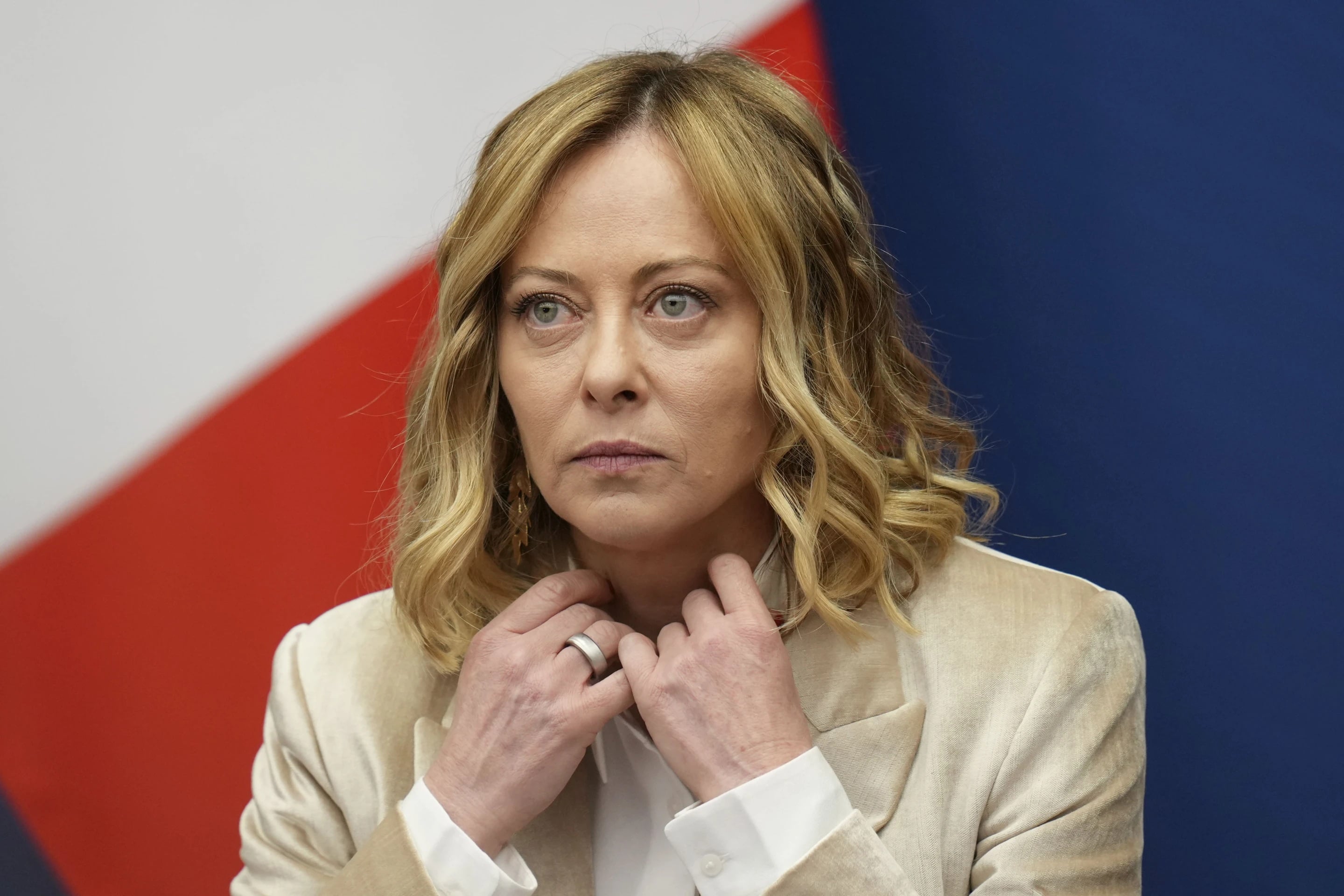 La italiana Giorgia Meloni denuncia la difusión de fotos falsas generadas por IA con su imagen