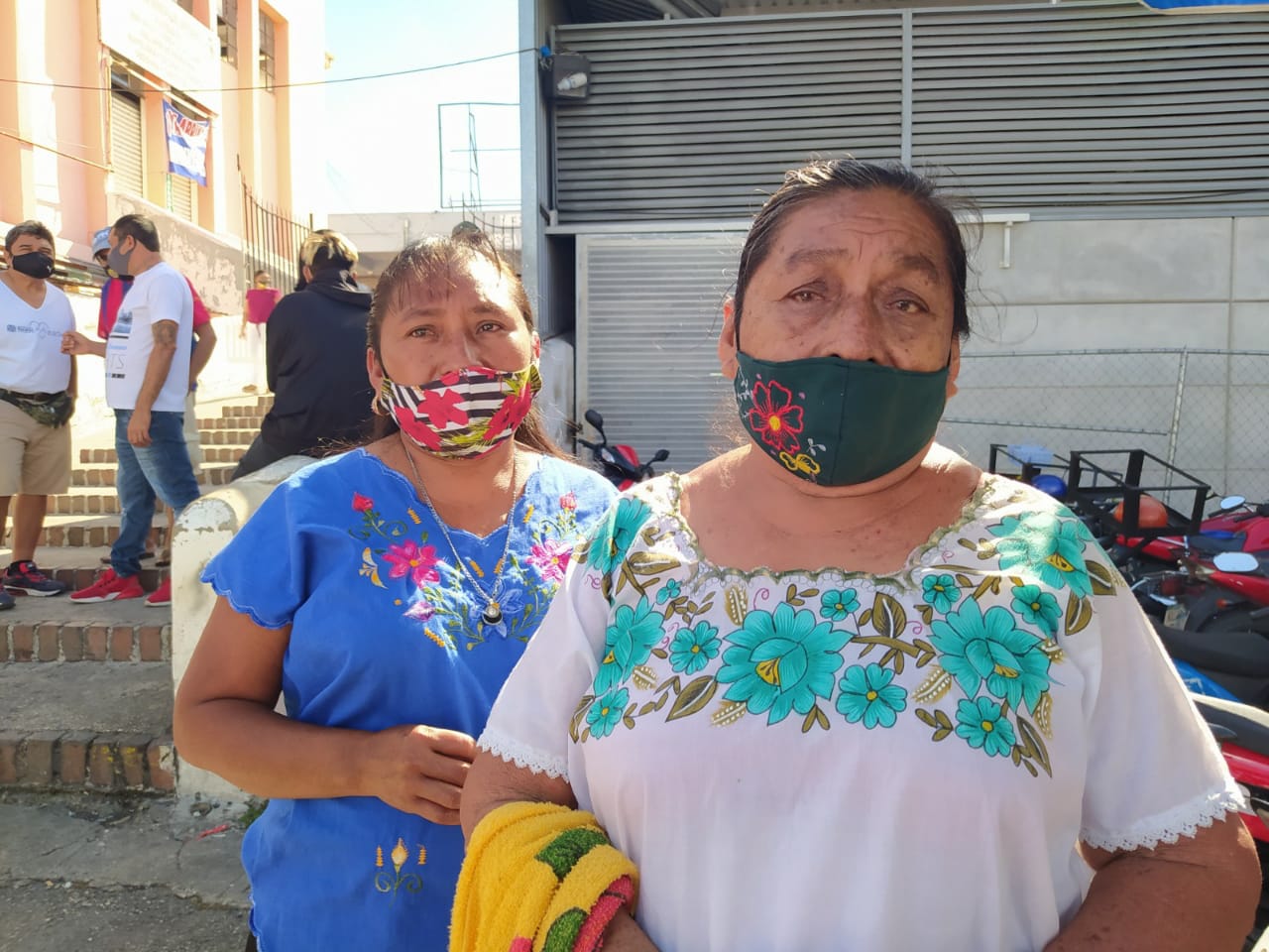 Locatarios del San Benito piden la apertura total de los accesos al mercado