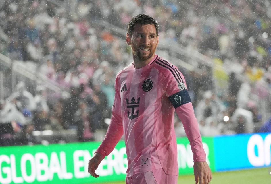 Lionel Messi llega a los 900 goles en su carrera y emula a Cristiano Ronaldo