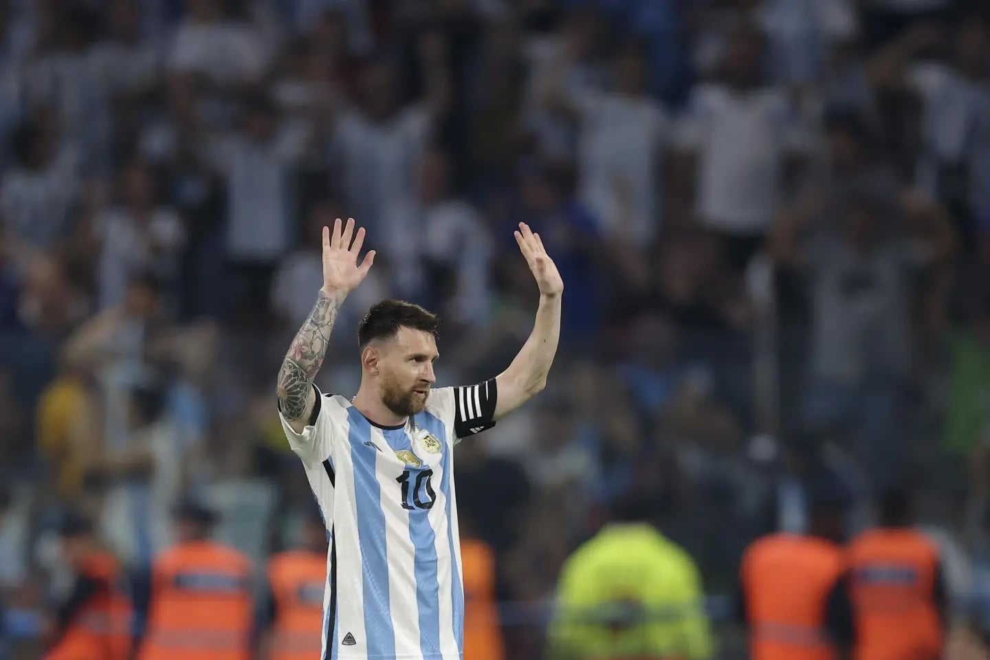 Messi mantiene cautela sobre disputar la copa y cree que Argentina puede repetir en el trono