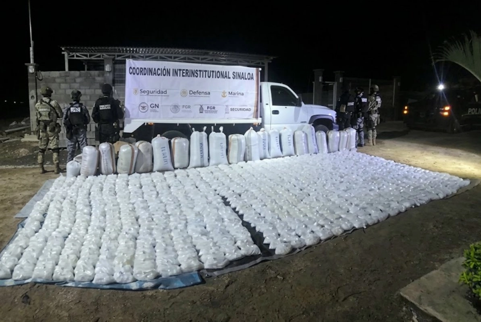 Aseguran 1.3 toneladas de metanfetamina a 'Los Mayos' en Culiacán