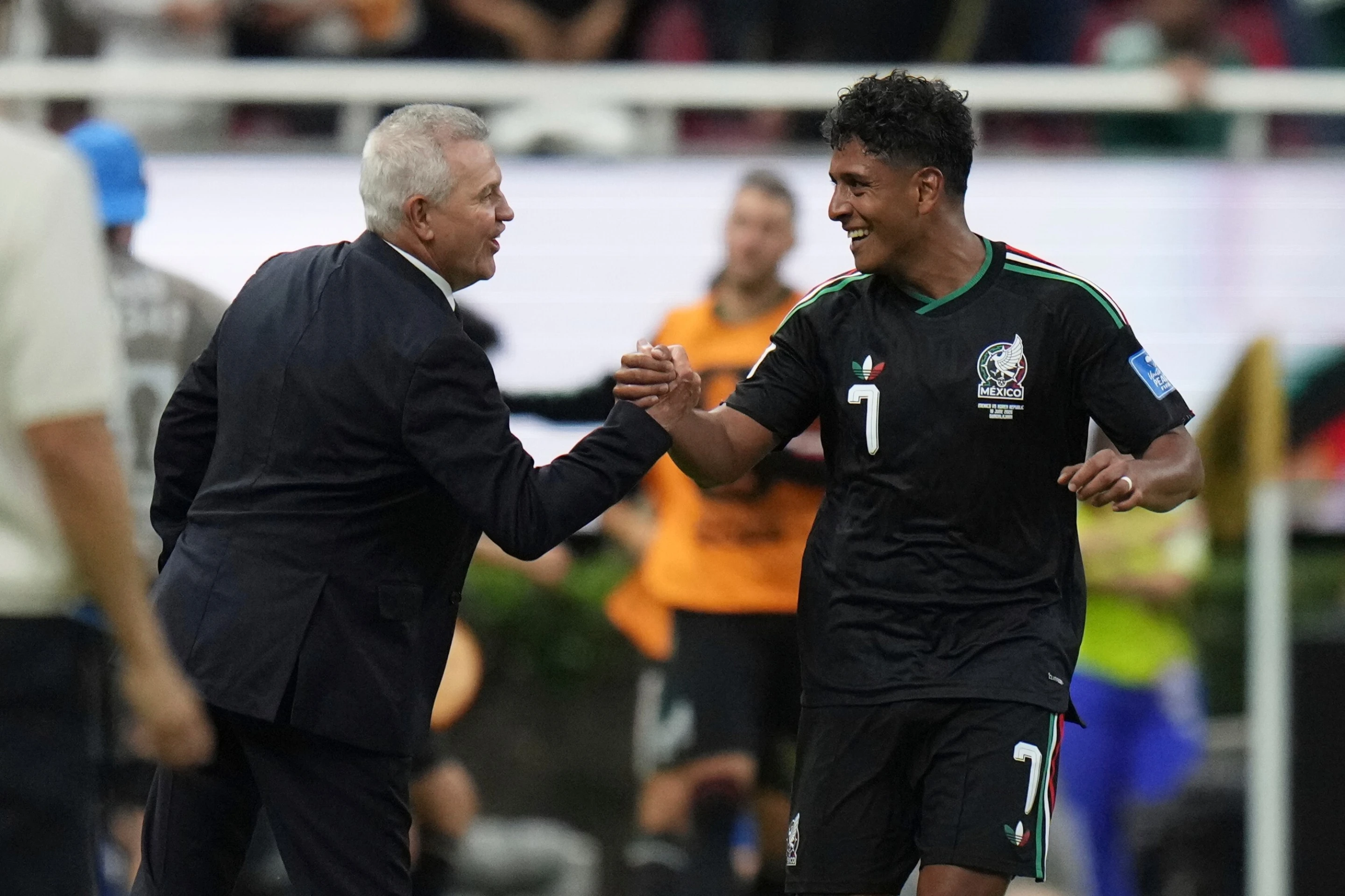 El Tricolor se enfrenta a Chequia en busca de mantener su paso perfecto en el Mundial