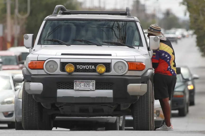 Cifra de indocumentados que intentaron ingresar a EU por México cayó cerca de 80 por ciento