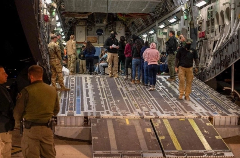 Tribunal federal de apelaciones en EU avala detención sin fianza para migrantes en proceso de deportación