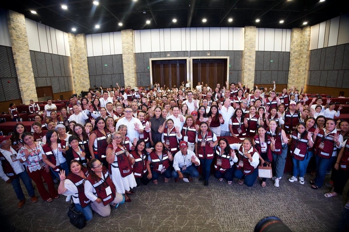 Ariadna Montiel, presidenta de Morena se reunió con la estructura partidista de los 106 municipios de Yucatán