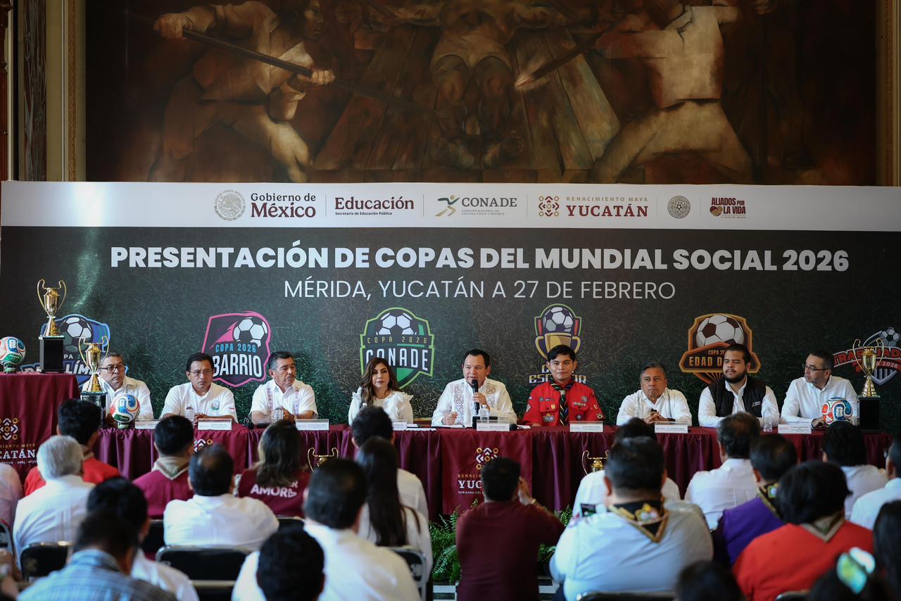 Díaz Mena presenta las seis Copas del Mundial Social 2026 en Yucatán