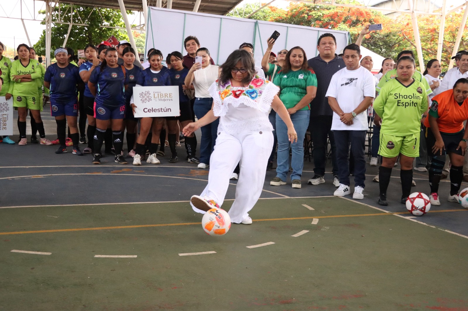 Umán gana la fase estatal del torneo ''Mujeres Libres''; representarán a Yucatán en la fase nacional de Semujeres