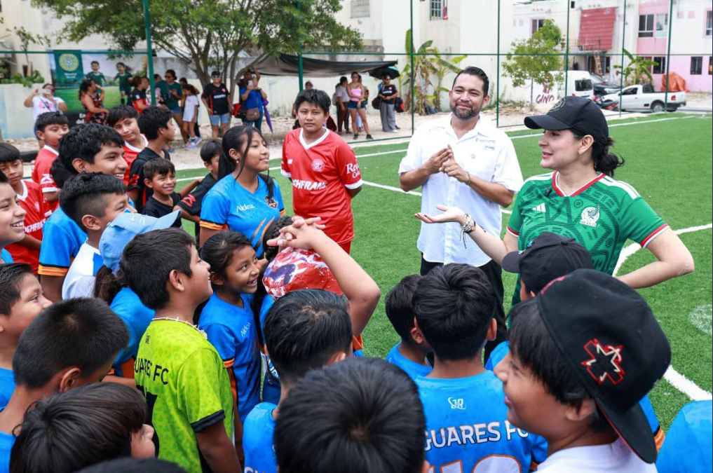 Inauguran en Playa del Carmen las primeras canchas del programa federal Mundial Social