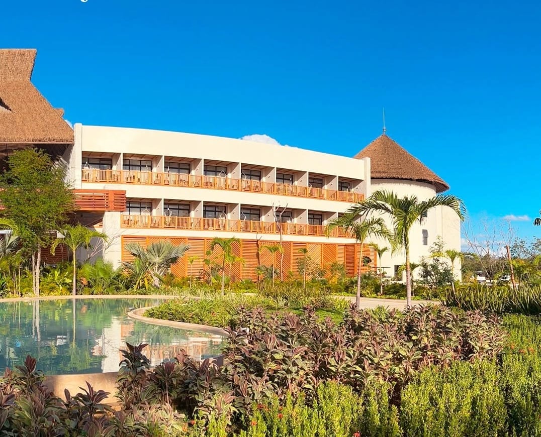 Campeche: Confirma Segob despido de trabajadores de Hotel Mundo Maya Edzná, por reacomodo de personal