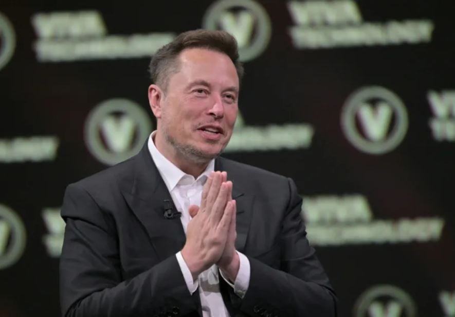 Accionistas de Tesla aprueban un paquete salarial de un billón de dólares para Elon Musk