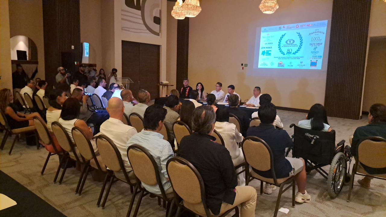 Agentes de viajes de México se reúnen en Tulum para analizar estrategias de promoción