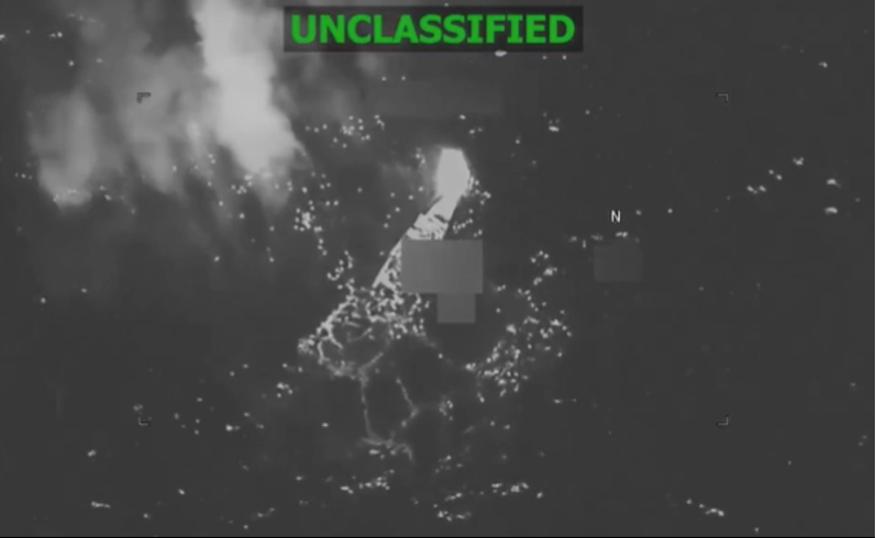 EU lanza ataque cinético contra lancha en el Caribe; hay tres muertos