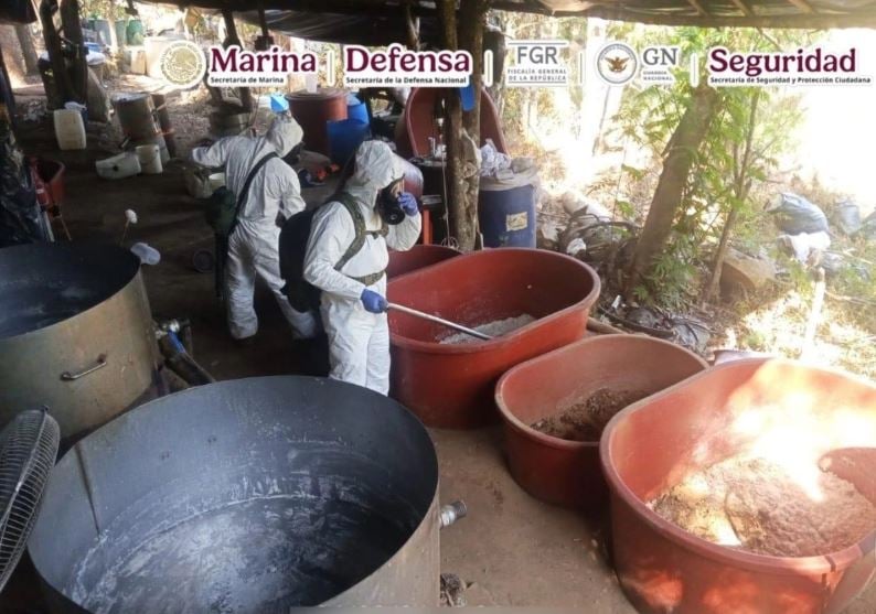 Destruyen ‘narcolaboratorio’ en Guerrero; podría producir 6.7 toneladas de drogas con un valor de 95 mdd