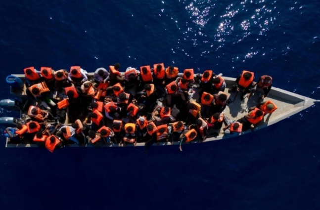 Naufragio de embarcación que zarpa de Bangladesh deja 250 desaparecidos