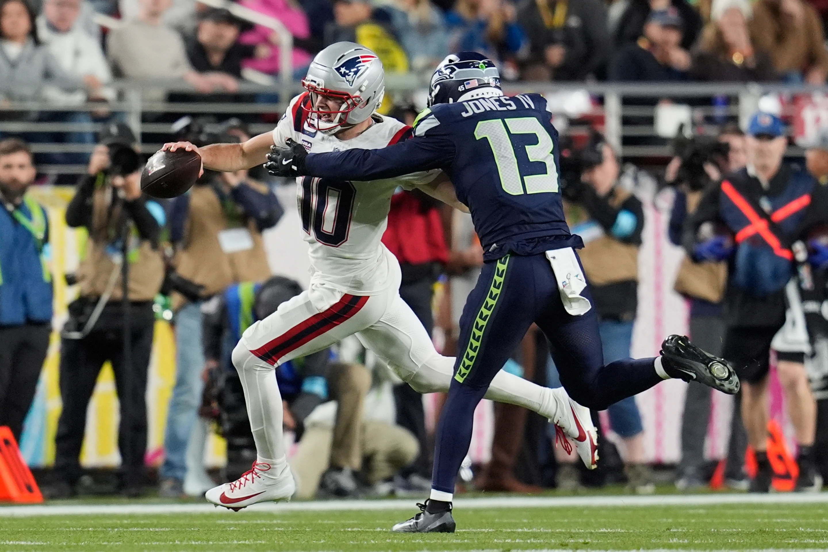 Los Halcones Marinos y los Patriotas abren la temporada con una revancha del Súper Tazón