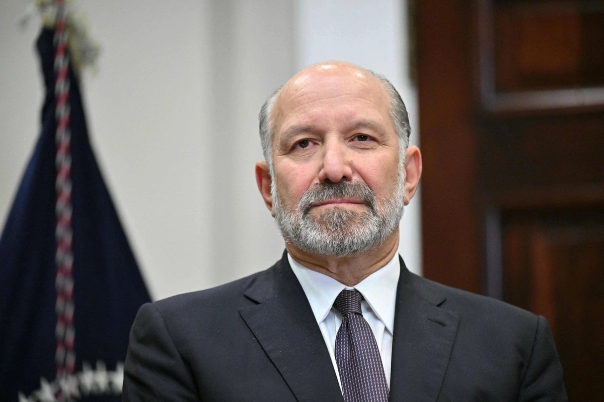 Secretario de Comercio de EU niega cualquier relación con Epstein