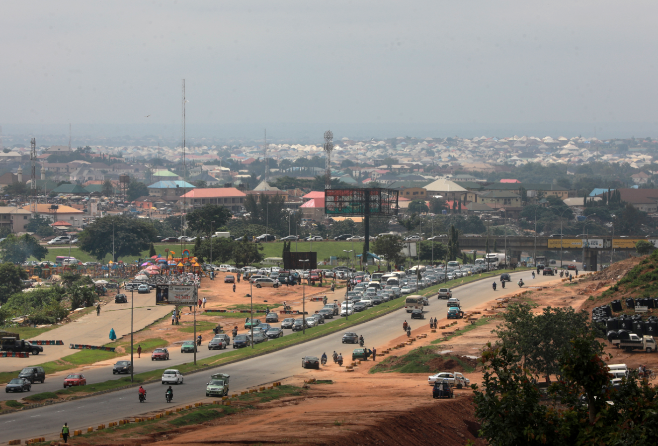 Corte nigeriana ordena a Londres pagar casi 570 mdd por abusos en la era colonial