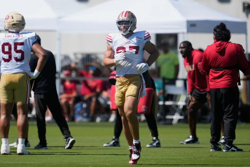 Los 49’s llegan a Melbourne para histórico juego de la NFL ante los Carneros