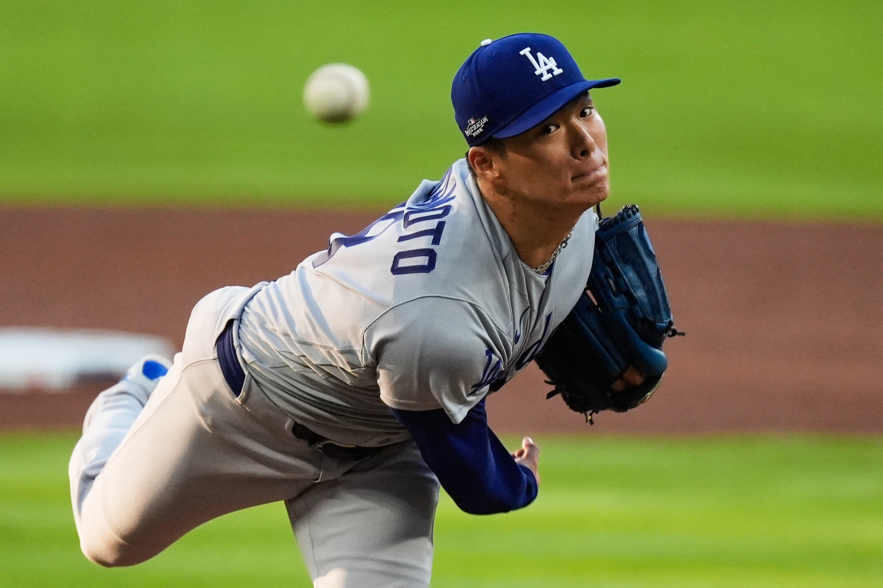 Los Dodgers toman ventaja ante los Bravos; se mantienen con vida los Padres