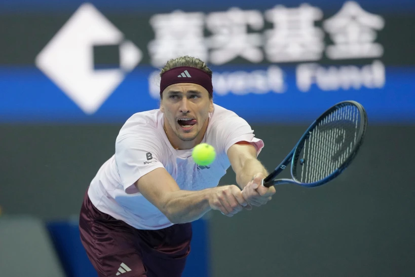 Zverev vence a Bublik en Shanghái tras asegurar el número uno de fin de año