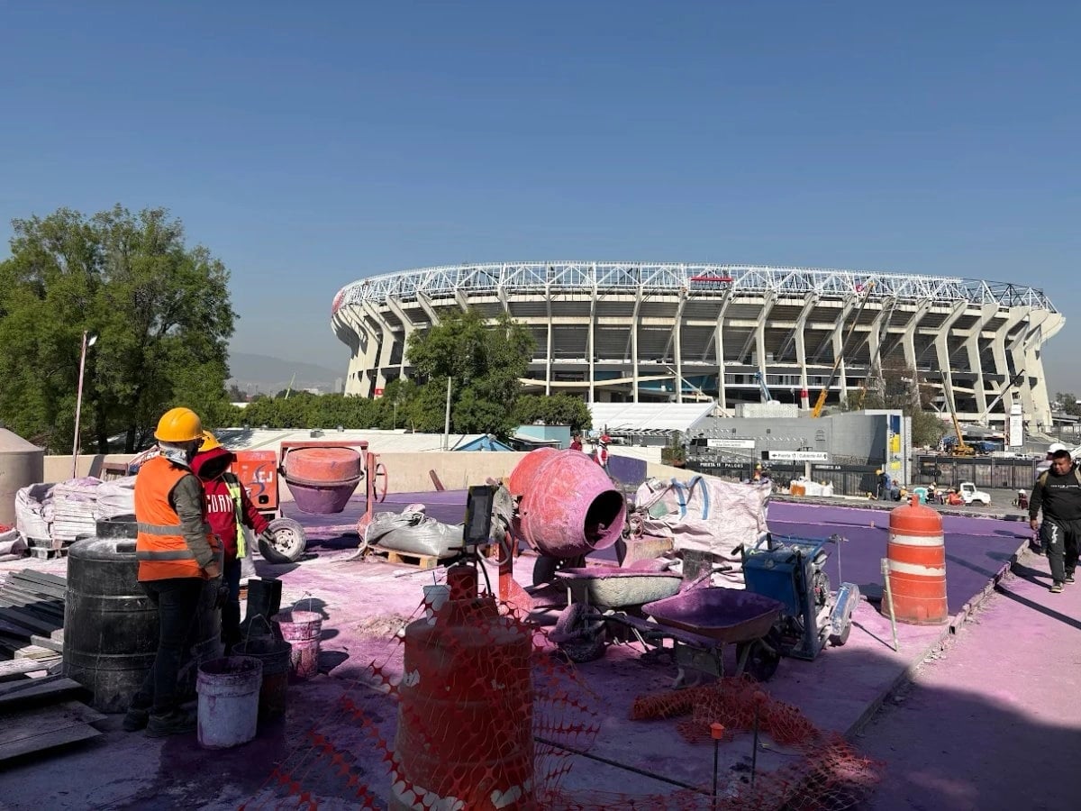El estadio Azteca lucha contra el reloj invisible que avanza cada vez más rápido