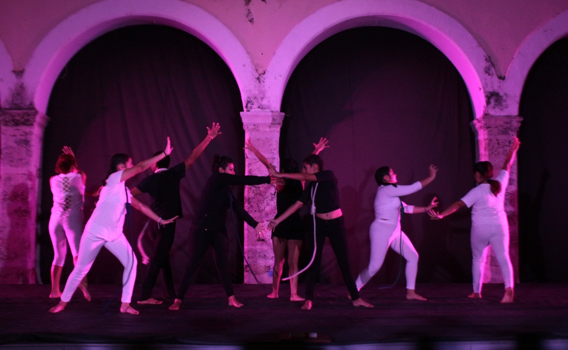 Música, danza y teatro en el 