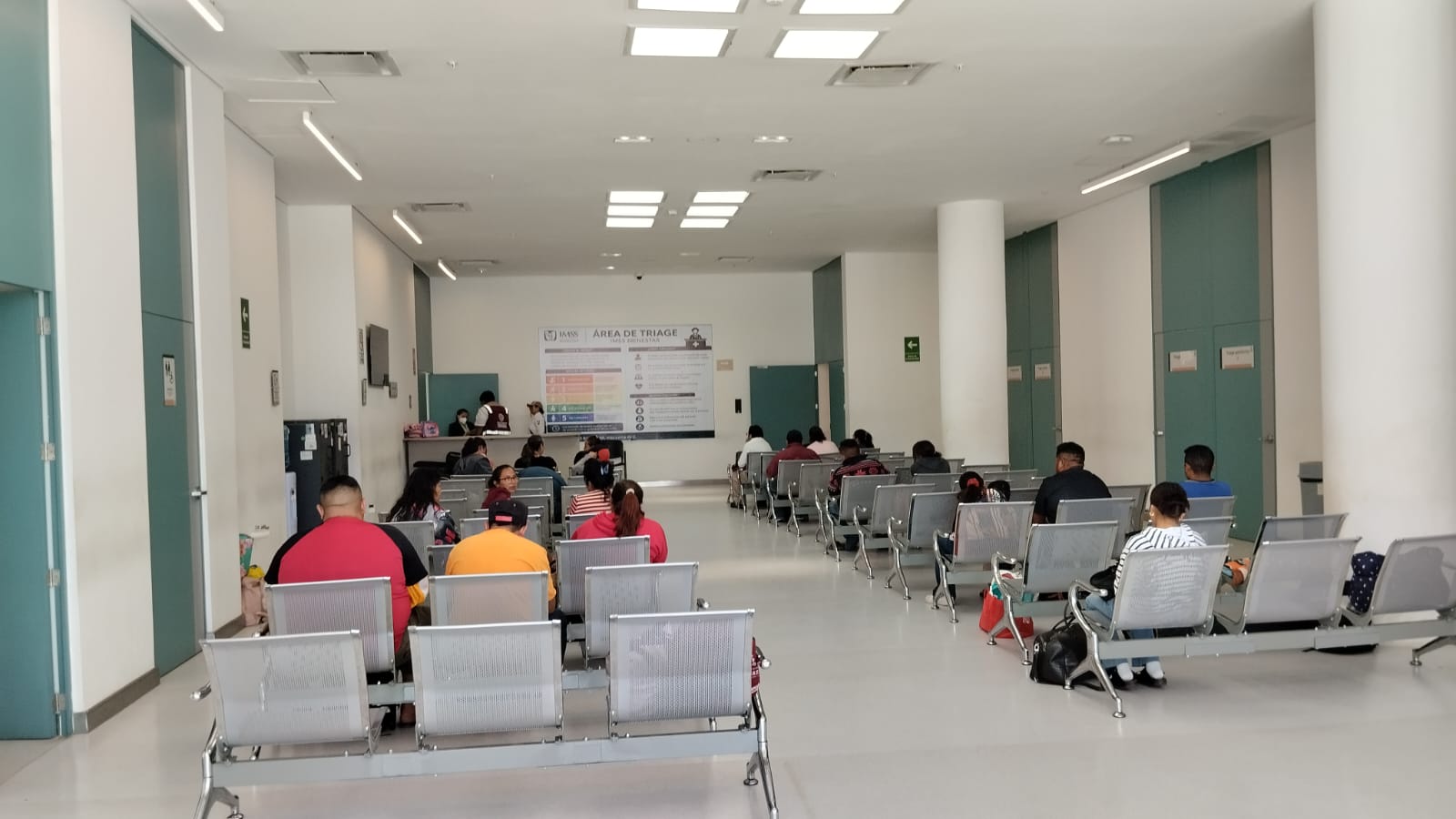 Prometen pago retroactivo a enfermeros inconformes del Hospital O’Horán 