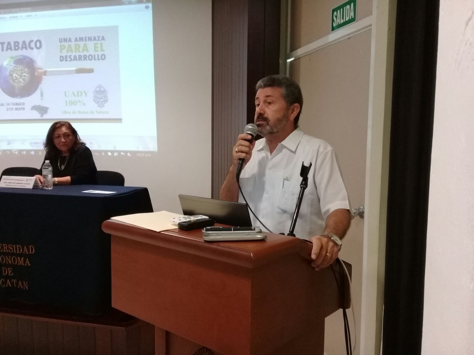 Tabaco, necesidad creada por el capitalismo