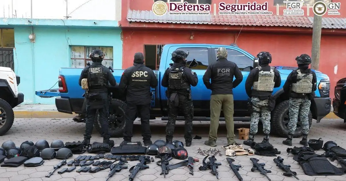 Caen el alcalde de Esperanza, Puebla, su hermano y su exdirectora de seguridad por robo de autotransporte y extorsión
