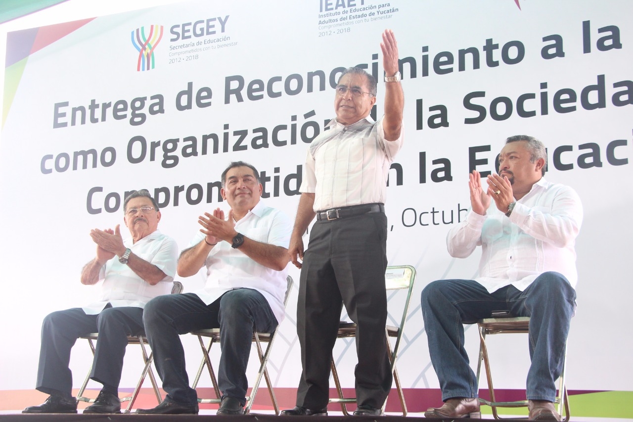 Desde luego me gustaría ser diputado: Pedro Oxté